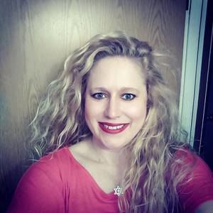 Meet your Posher, Stacey